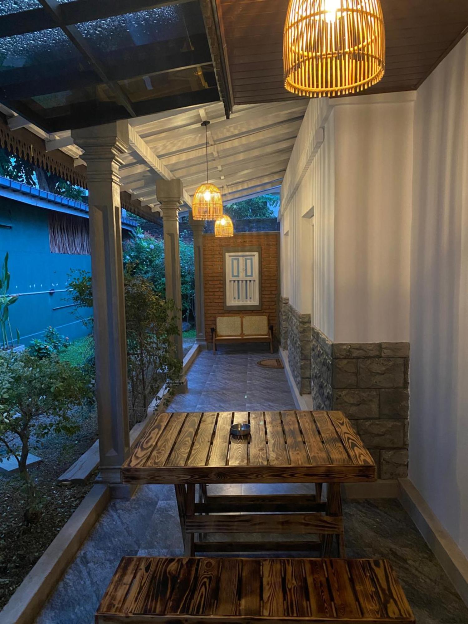 Thisu Villa Dickwella Exterior photo